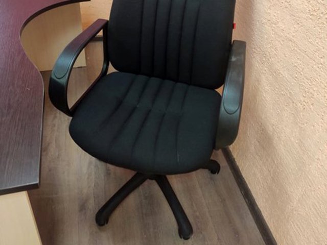 Кресло офисное Спред